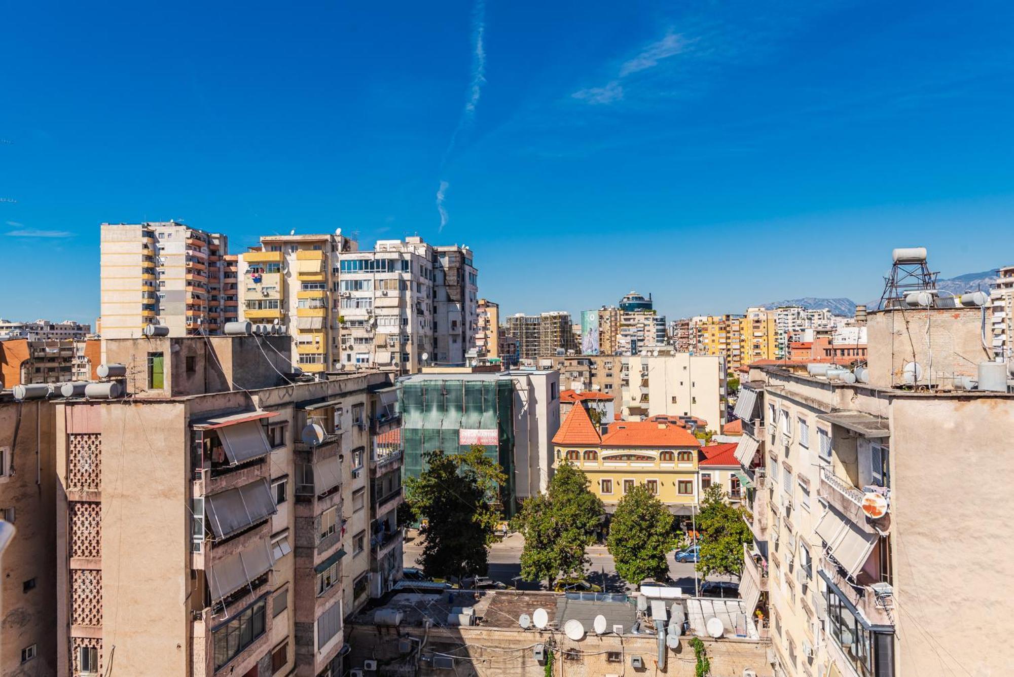 Atelier By Apartment Tirana